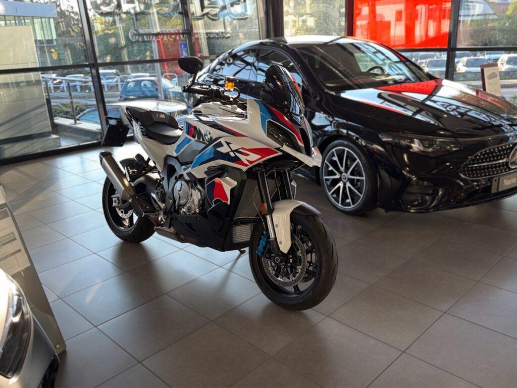 M 1000 XR