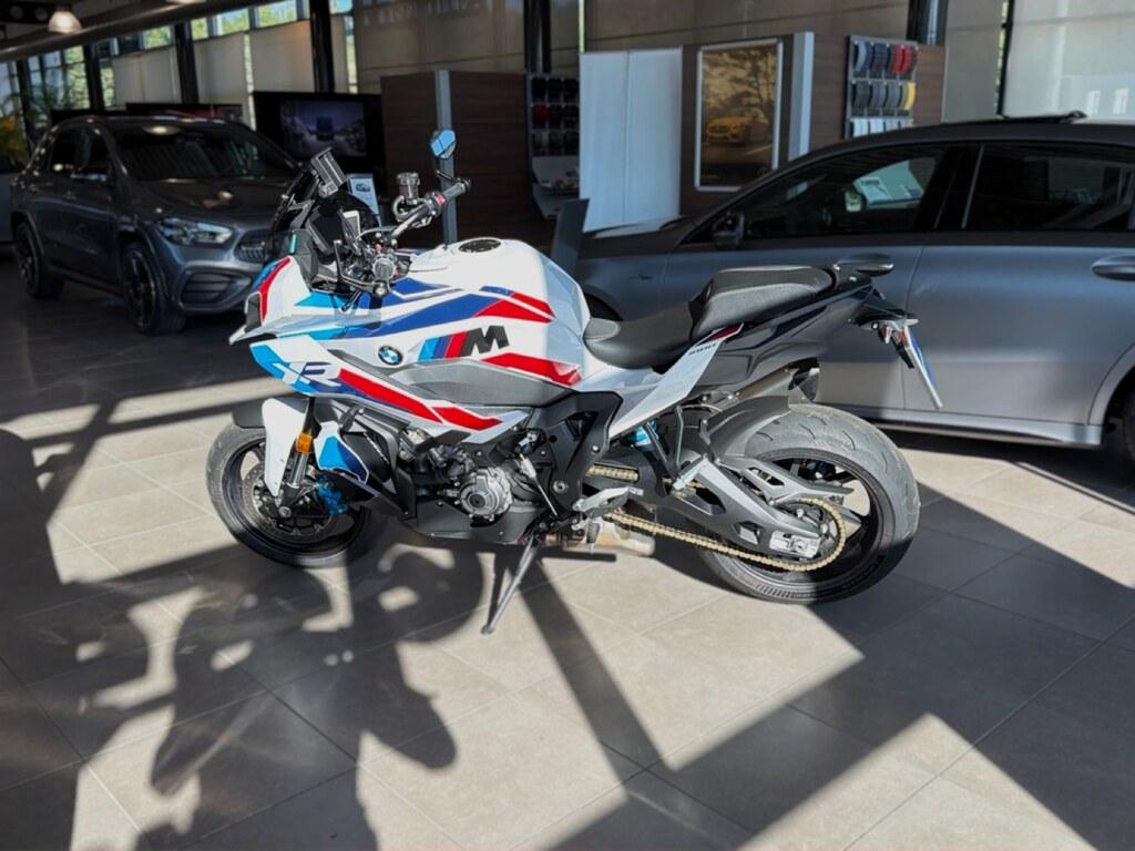 M 1000 XR