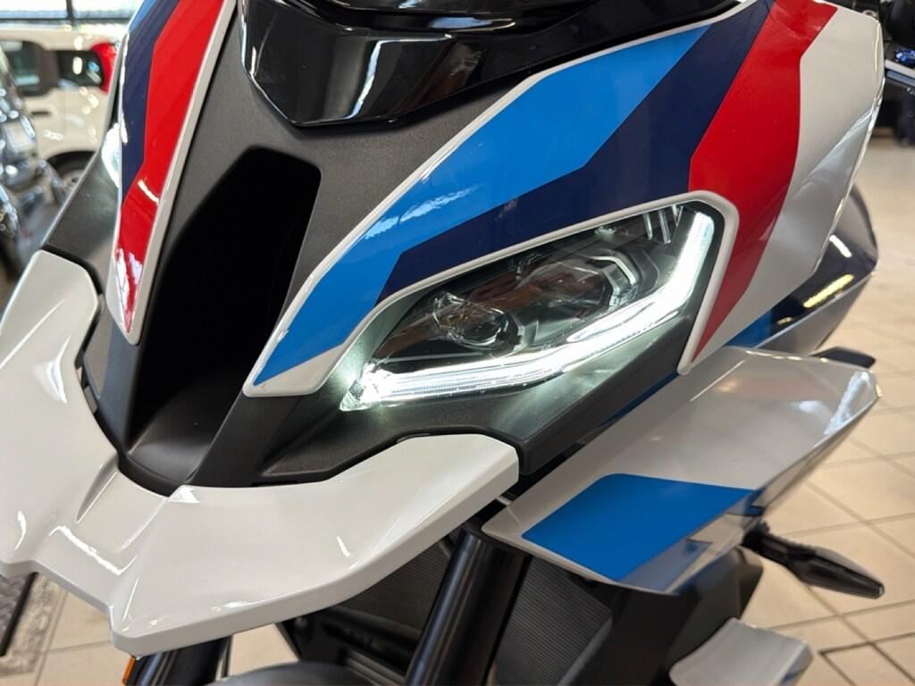M 1000 XR