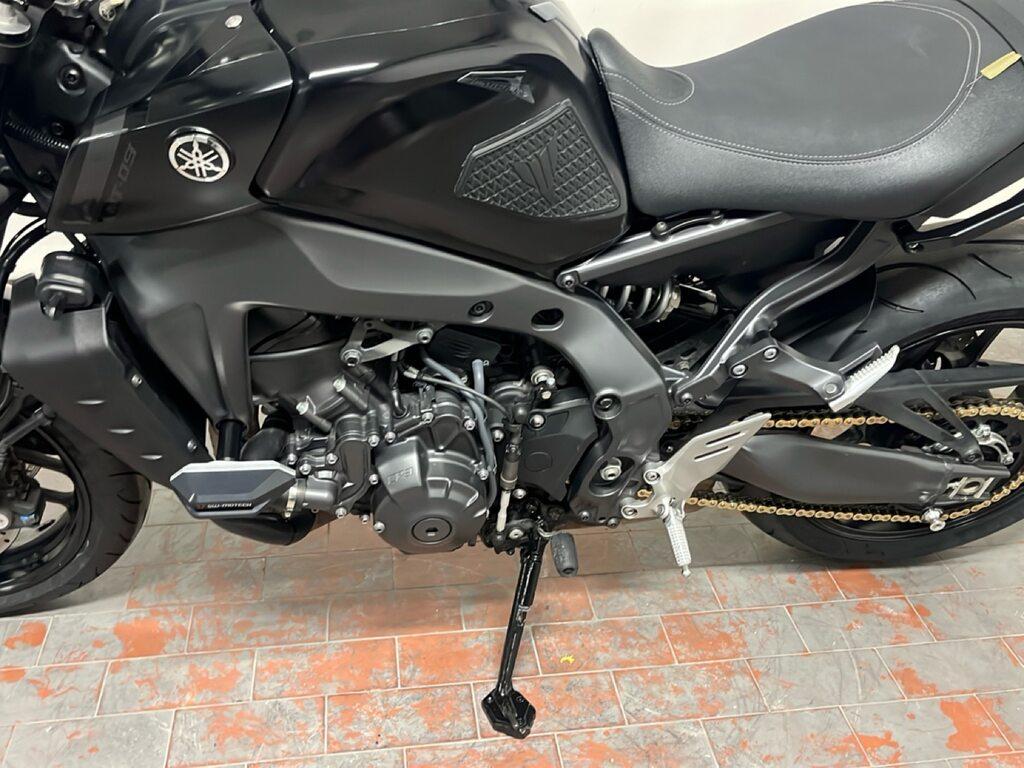 MT-09 890