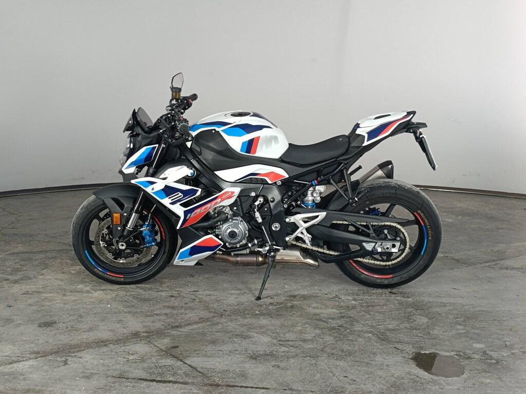 M 1000 R