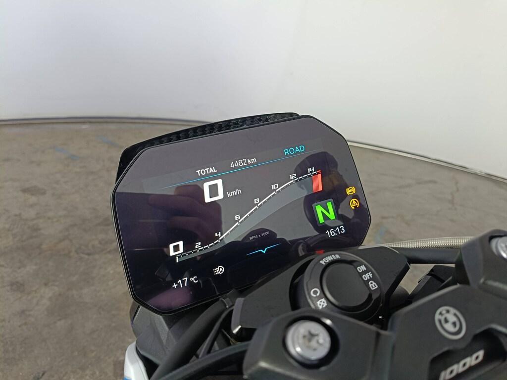 M 1000 R