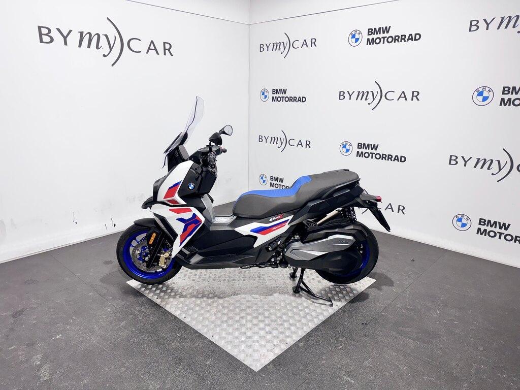C 400 X