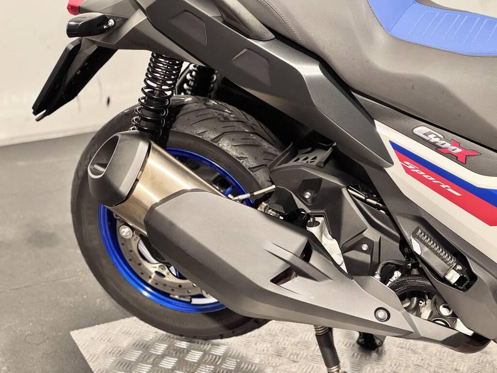 C 400 X