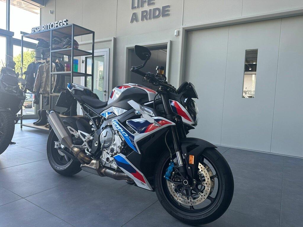 M 1000 R
