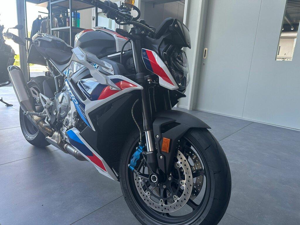 M 1000 R