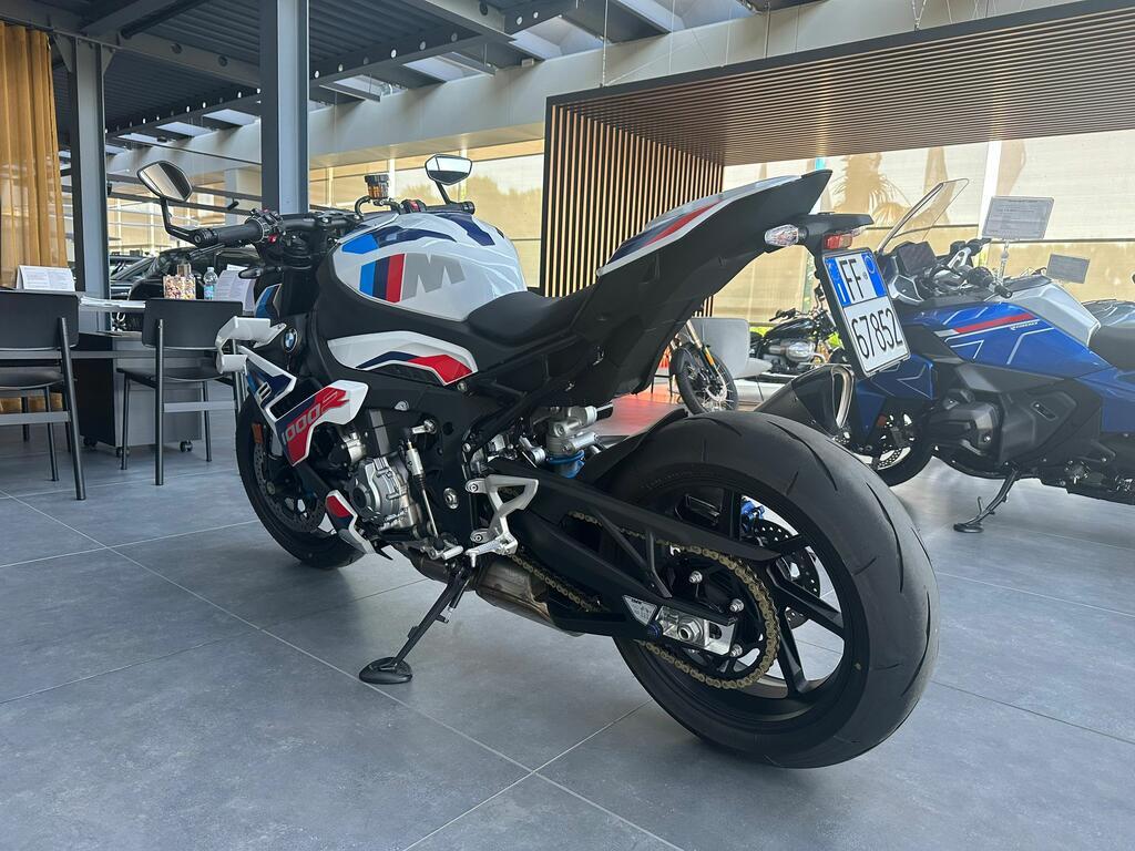 M 1000 R