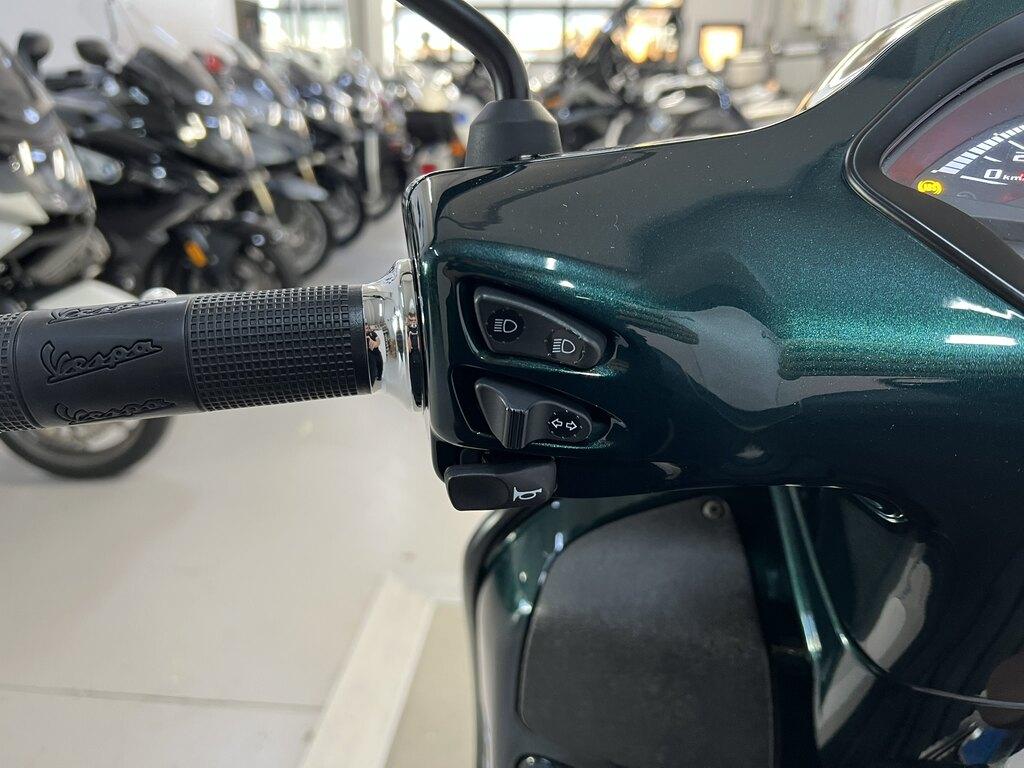 VESPA GTS 300