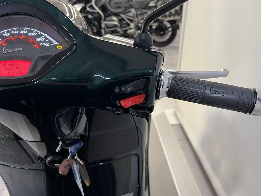 VESPA GTS 300