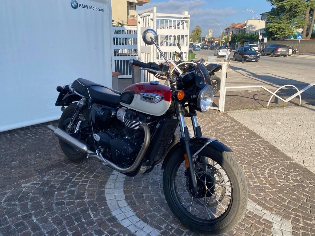 BONNEVILLE 900 T100