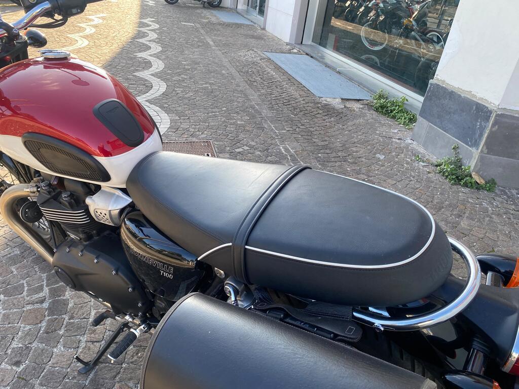 BONNEVILLE 900 T100