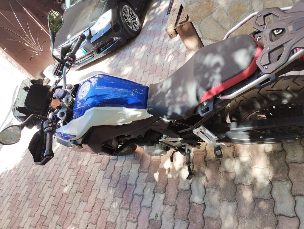 F 750 GS