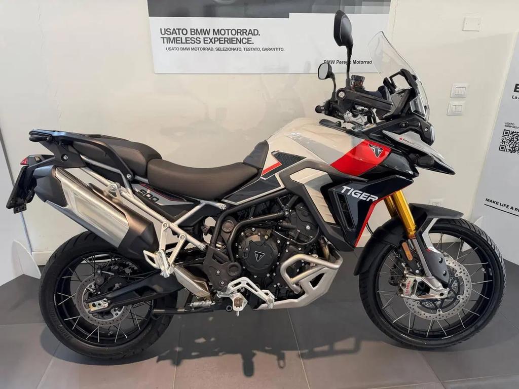 TIGER 900