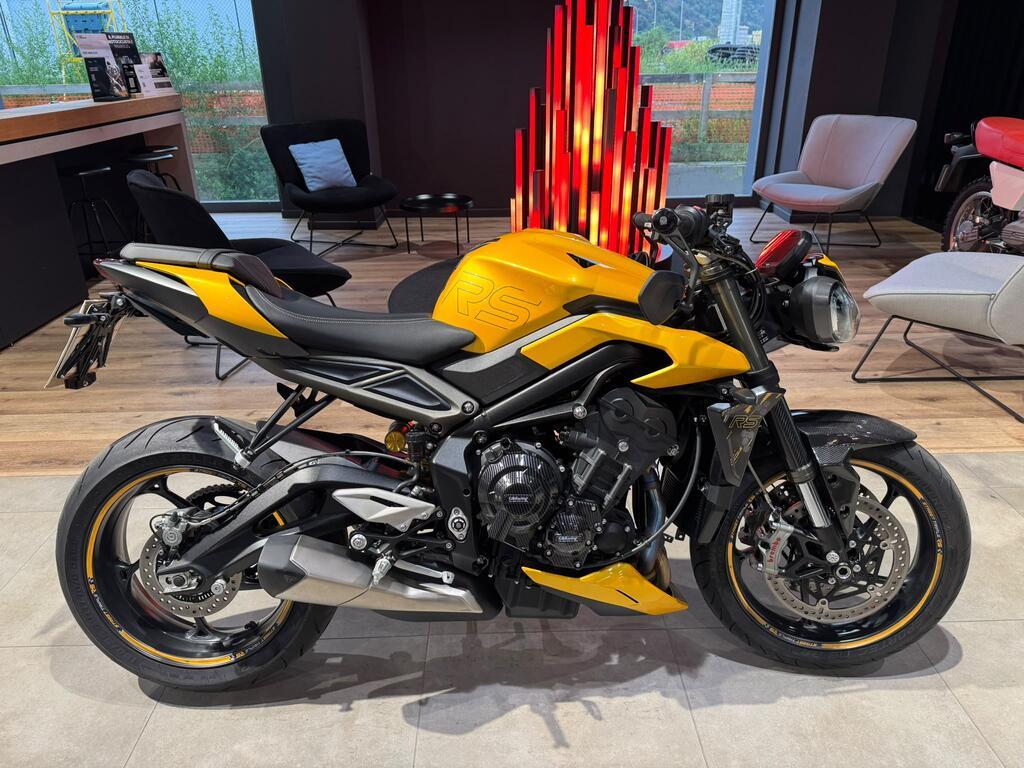 STREET TRIPLE 765