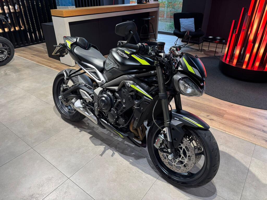 STREET TRIPLE 765