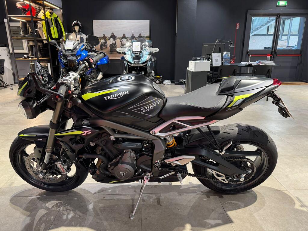 STREET TRIPLE 765