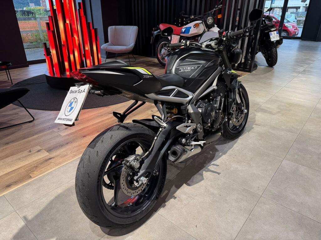 STREET TRIPLE 765