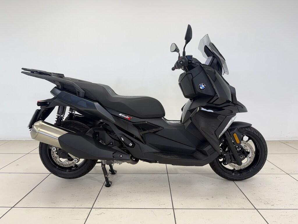C 400 X