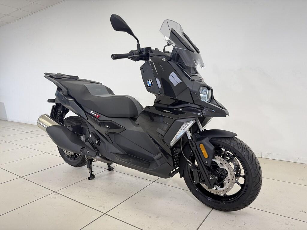C 400 X