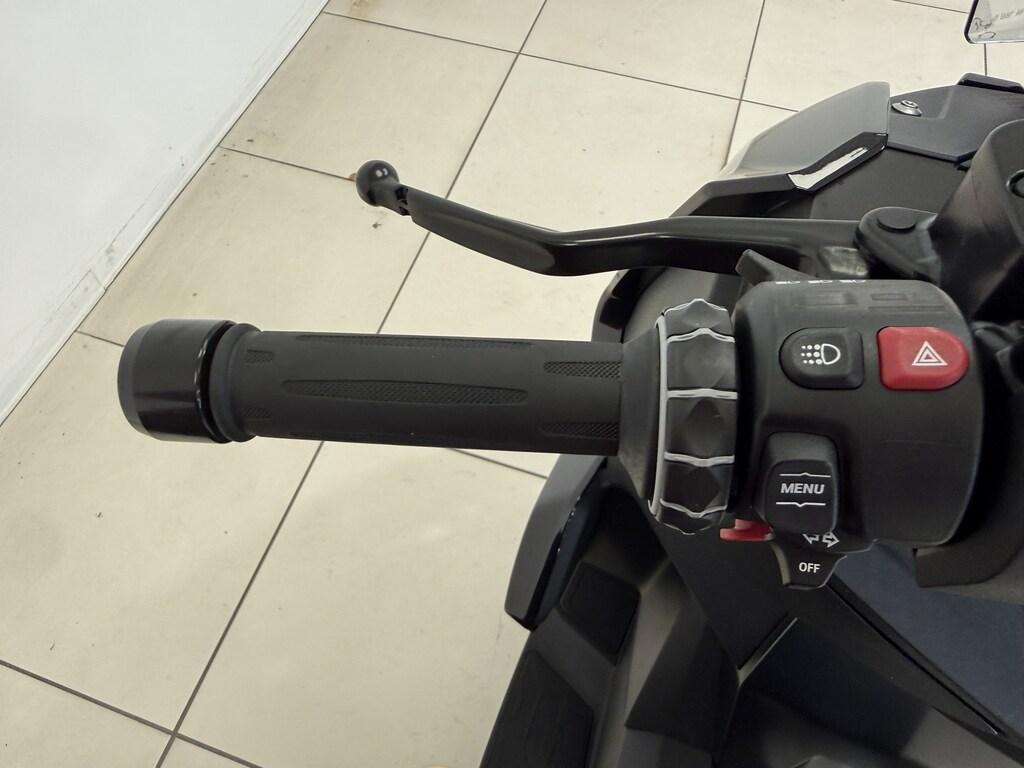 C 400 X