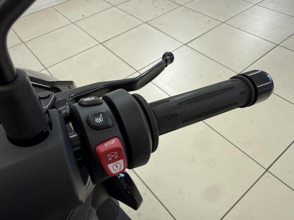 C 400 X
