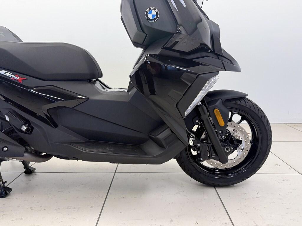 C 400 X