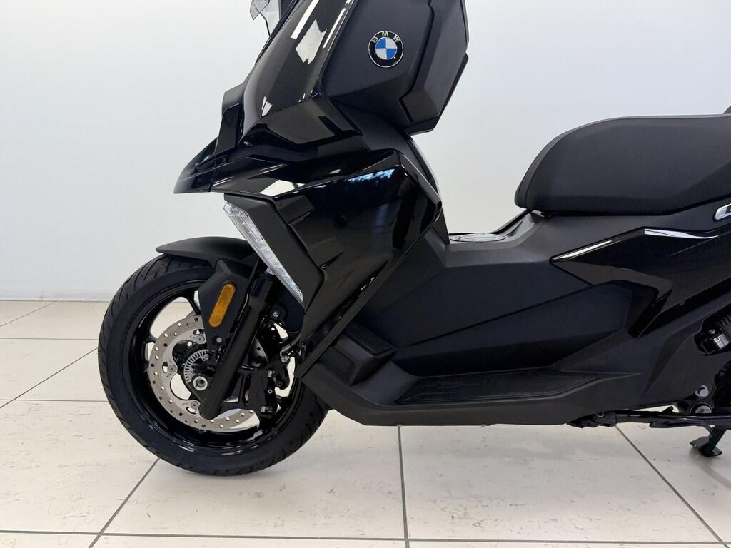 C 400 X