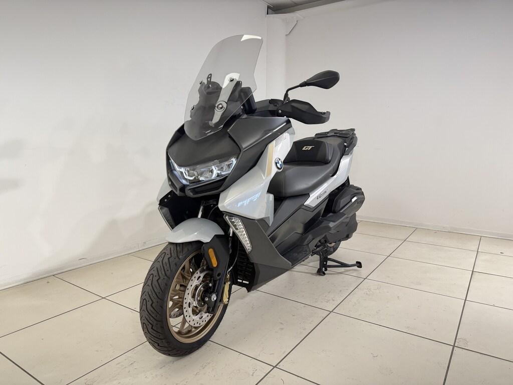 C 400 GT