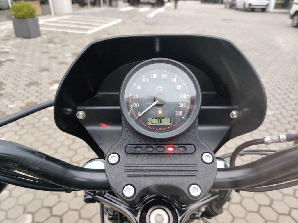 883 IRON
