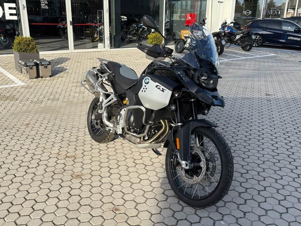 F 900 GS