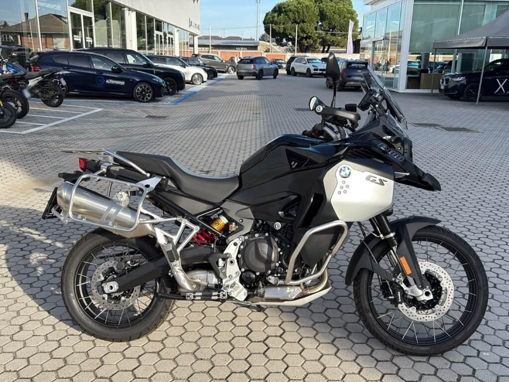 F 900 GS