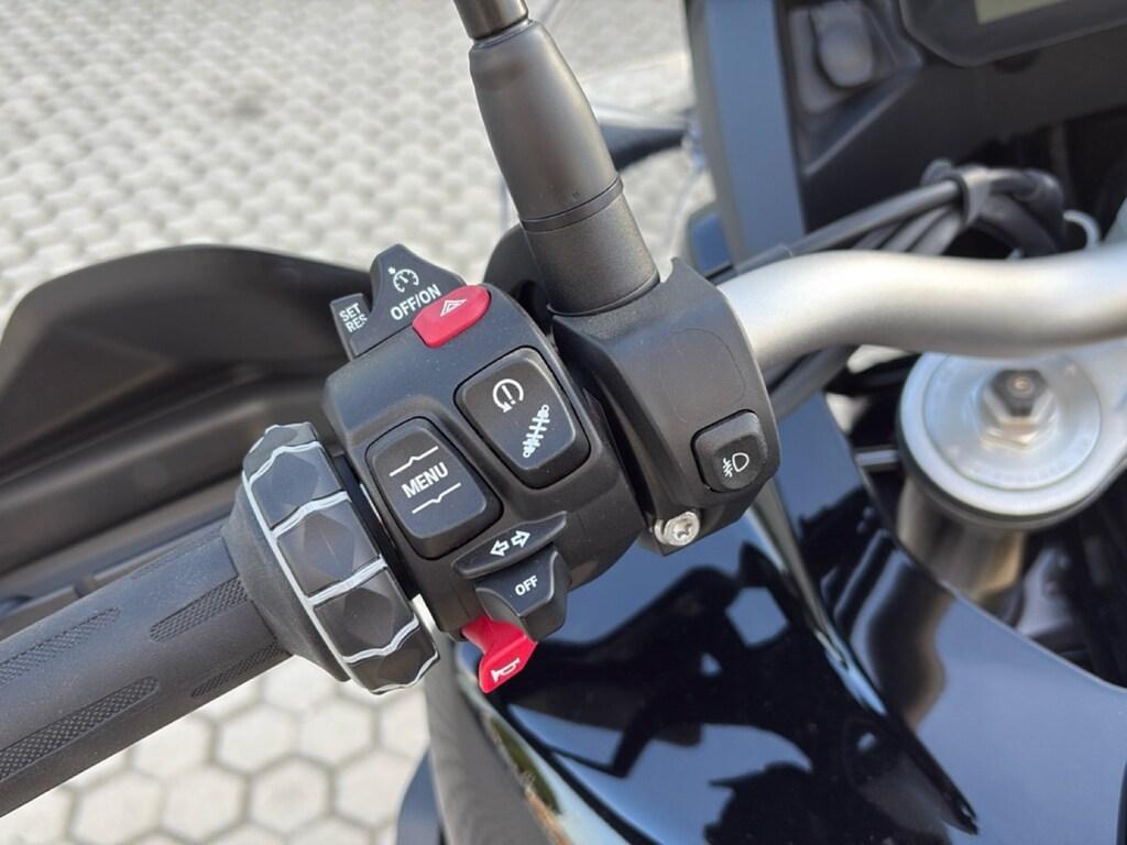 F 900 GS