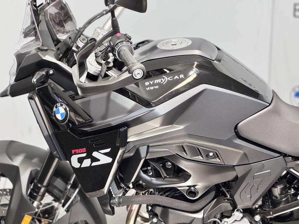 F 900 GS