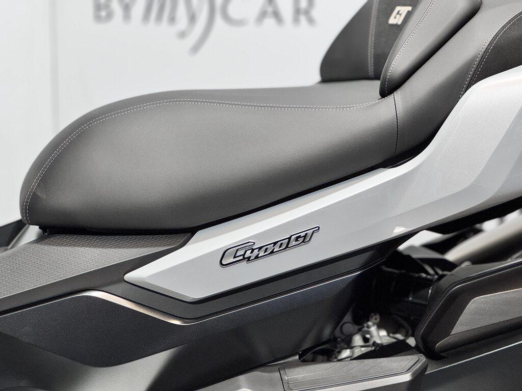 C 400 GT