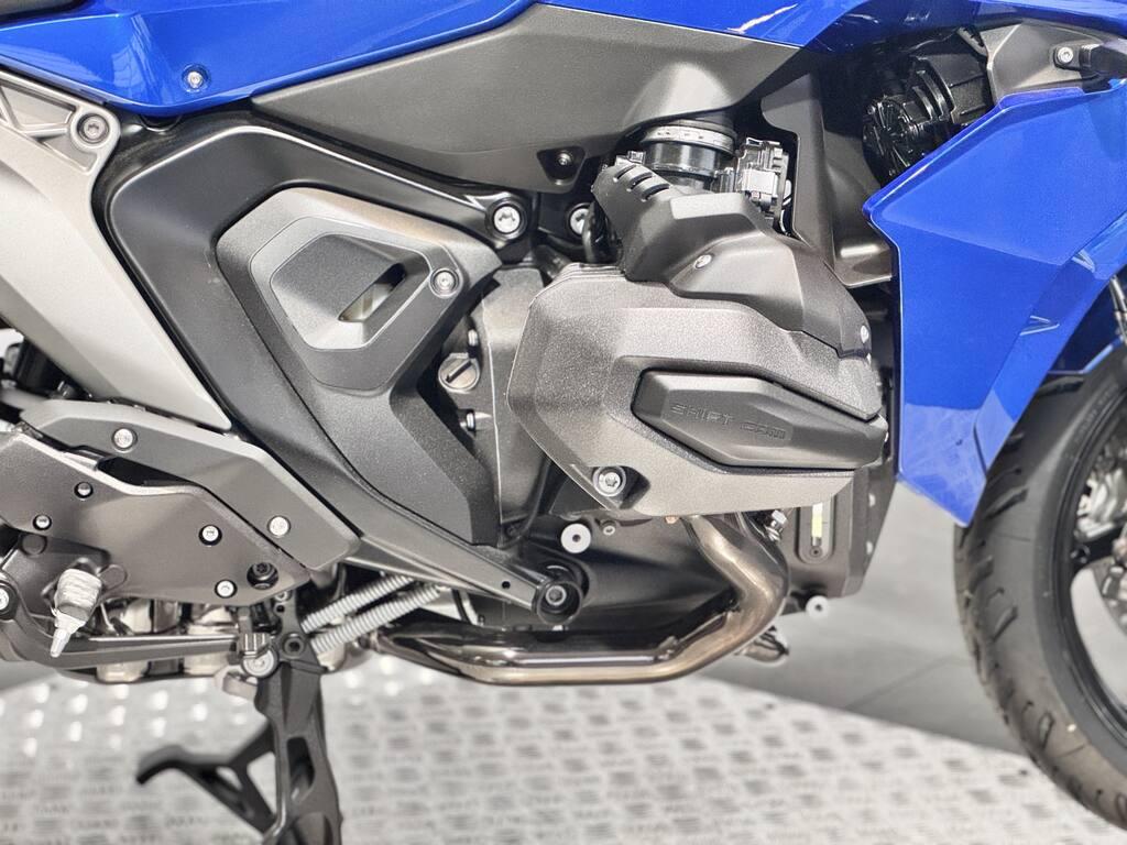 R 1300 RS