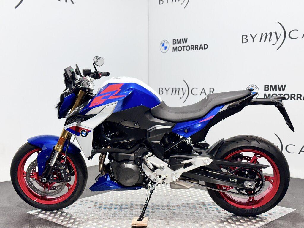 F 900 R