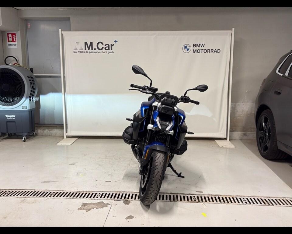 R 1300 R