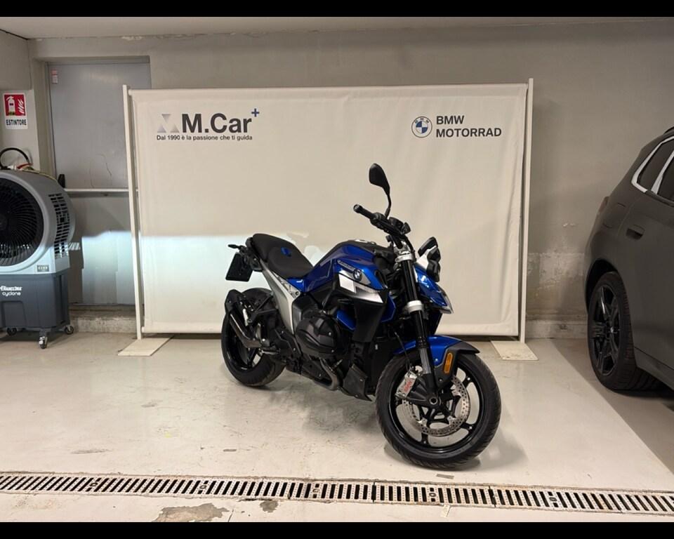 R 1300 R