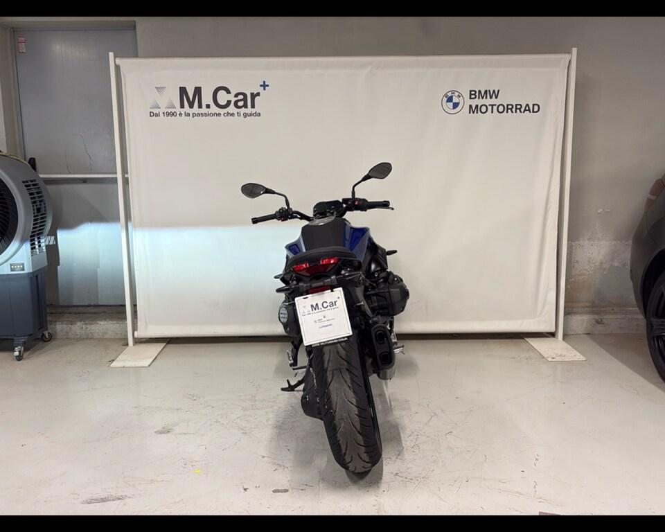 R 1300 R