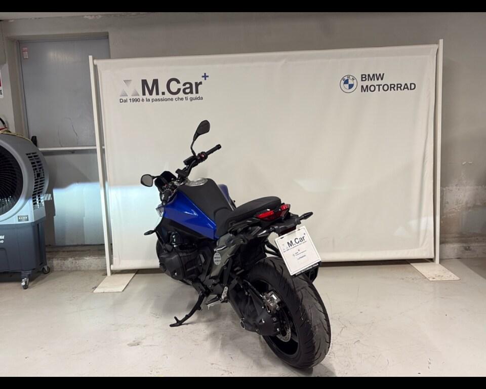 R 1300 R