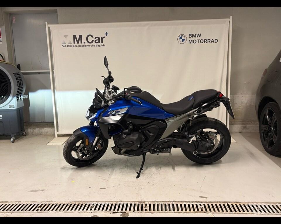 R 1300 R