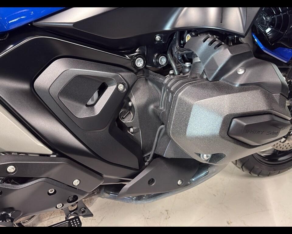 R 1250 R