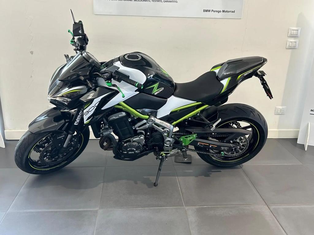 Z 900