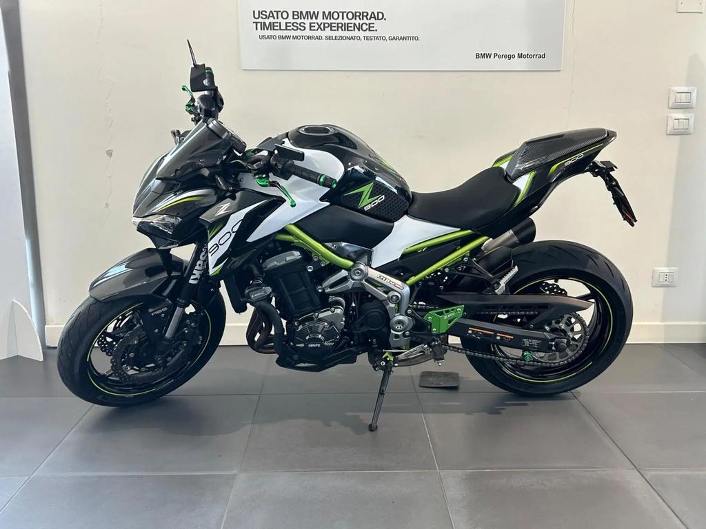 Z 900