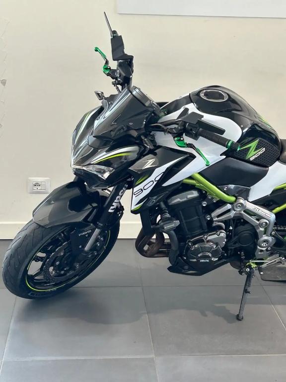 Z 900
