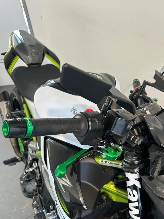 Z 900