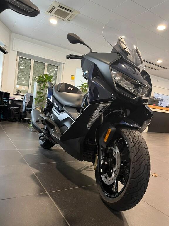 C 400 GT