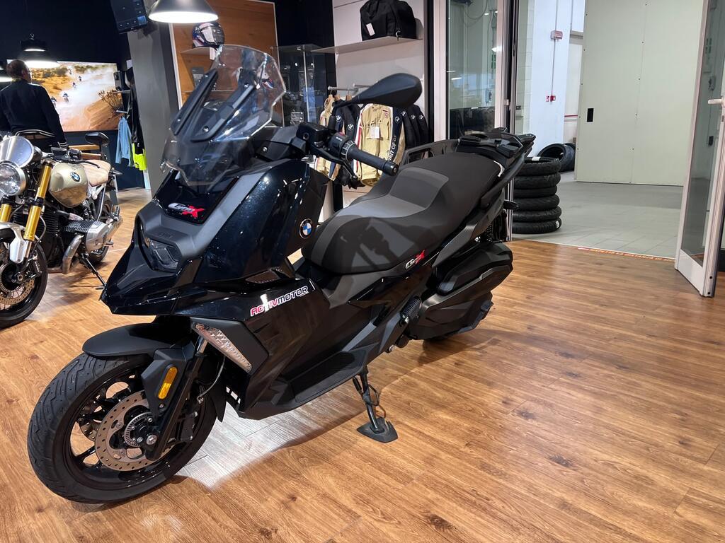 C 400 X