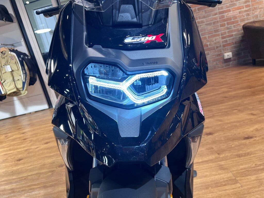 C 400 X