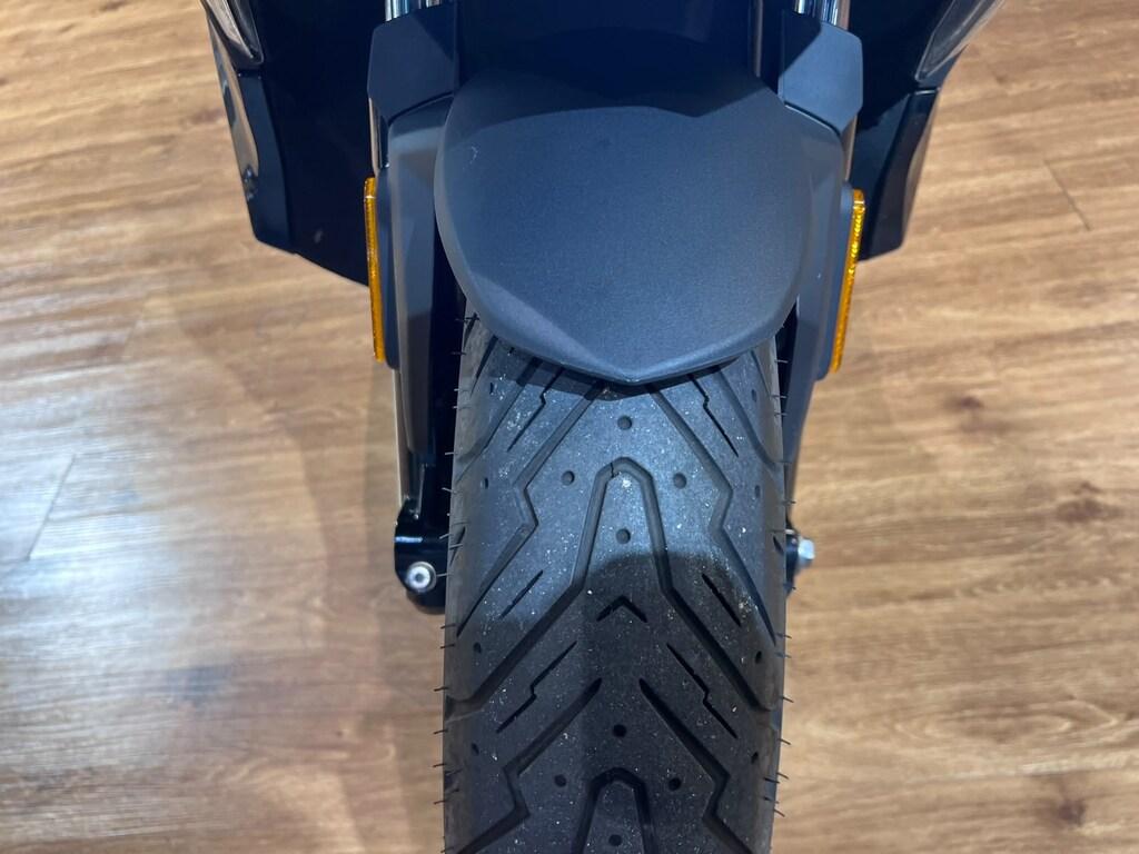 C 400 X